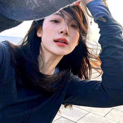 我被双胞胎美女抢着结婚